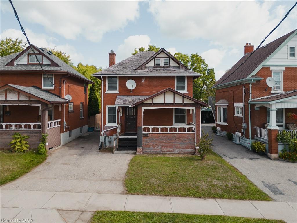 190 Courtland Ave E, Kitchener, ON N2G 2V4