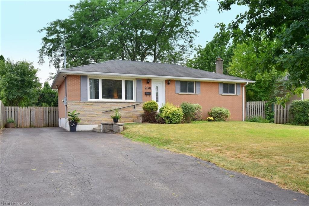 238 Kent Cres, Burlington, ON L7L 4T1