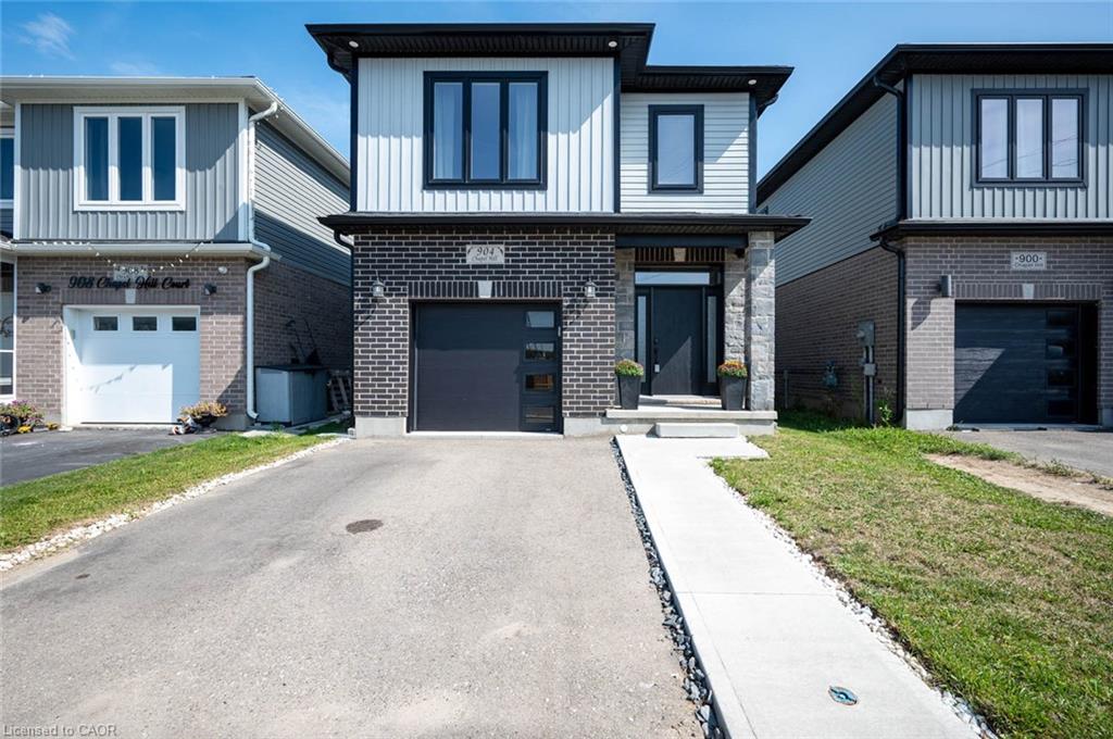 904 Chapel Hill Ct, Kitchener, ON N2R 0P4