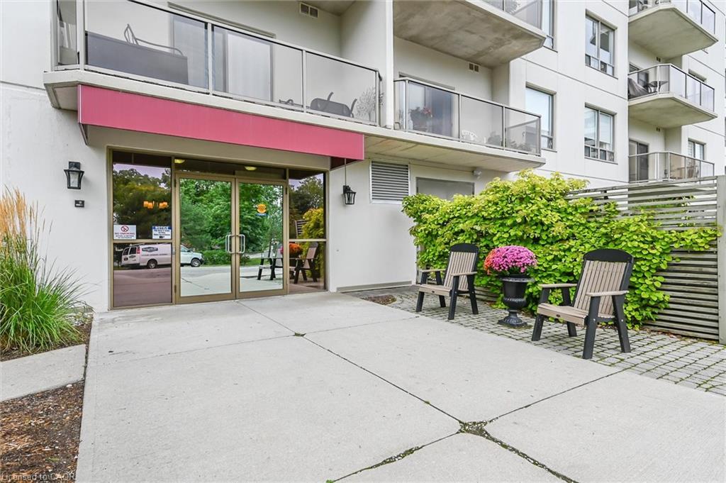 60 Wyndham Street Unit 206, Guelph, ON N1E 7H7
