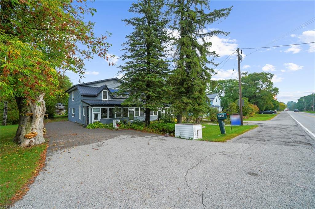 246 Regional Road 8, Uxbridge, ON L9P 1R1