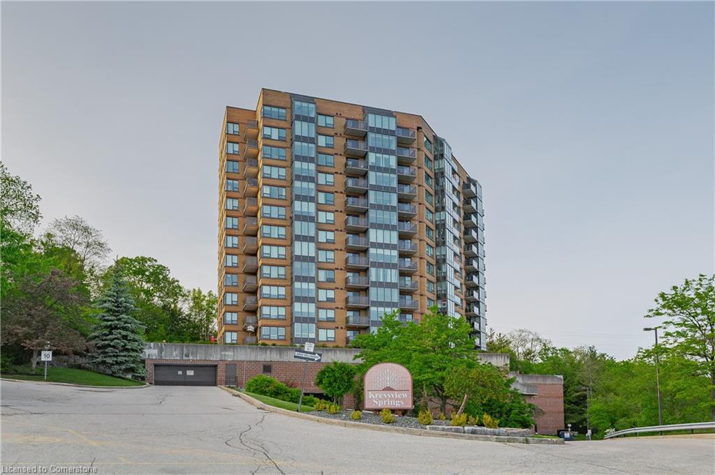 237 King Street W Unit 1003, Cambridge, ON N3H 5L2