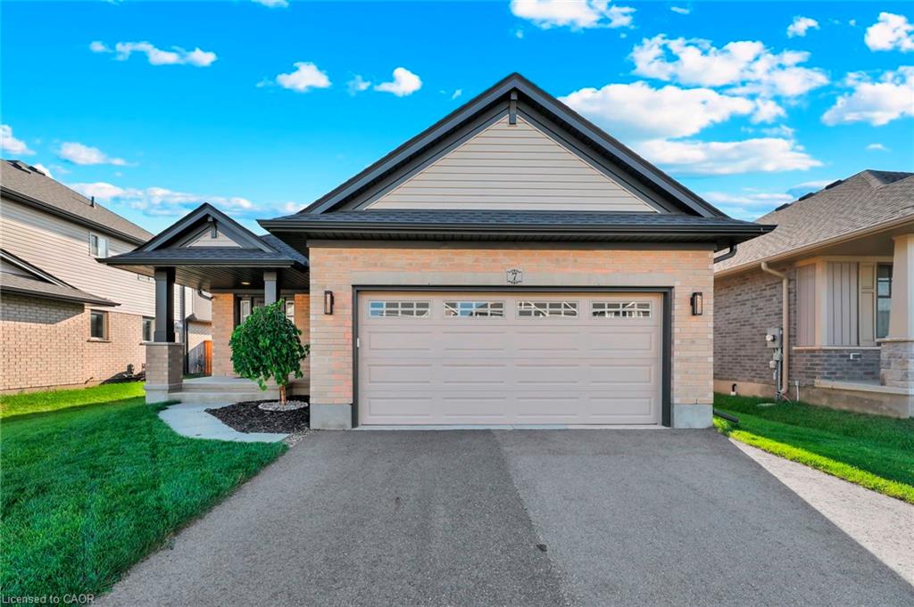 7 Curren Cres, Tillsonburg, ON N4G 0J3