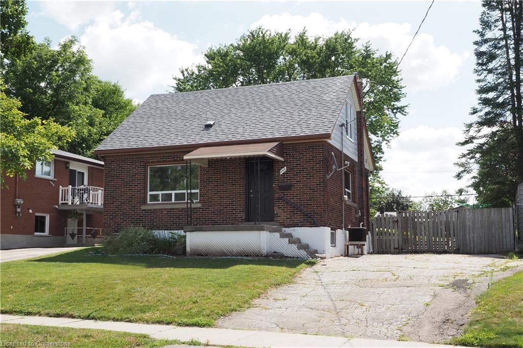 195 Sixth Ave, Kitchener, ON N2C 1R2