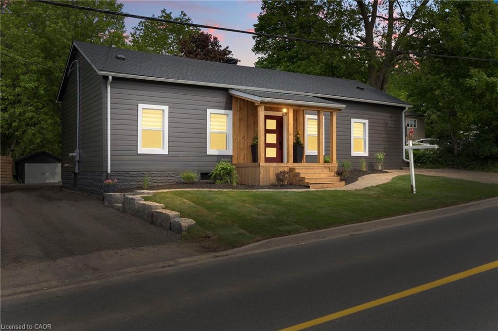 1283 Swan St, North Dumfries, ON N0B 1E0