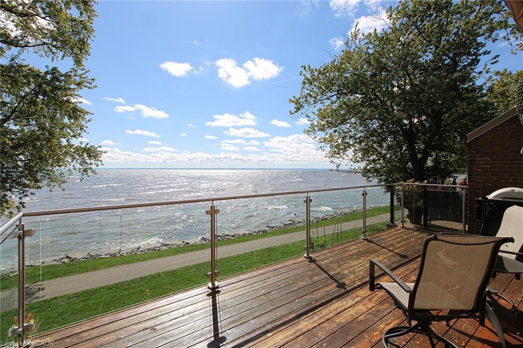 2060 Waters Edge Dr, Oakville, ON L6L 1A4