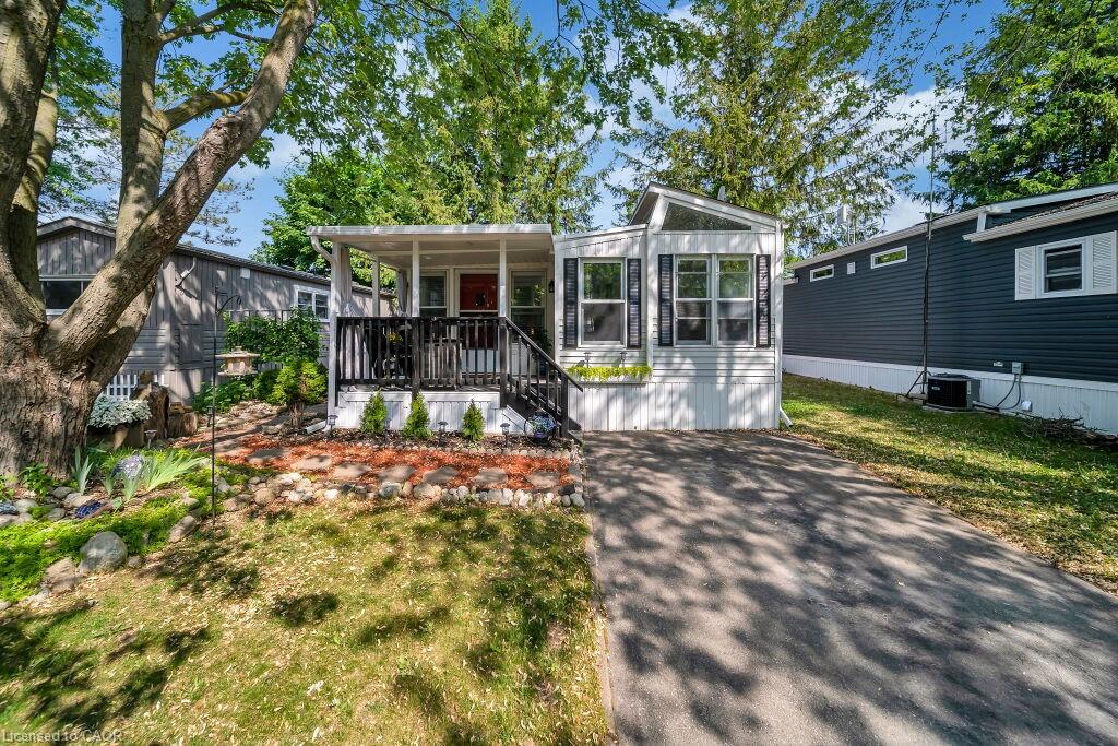 580 Beaver Creek Road Unit 9, Waterloo, ON N2J 3Z4