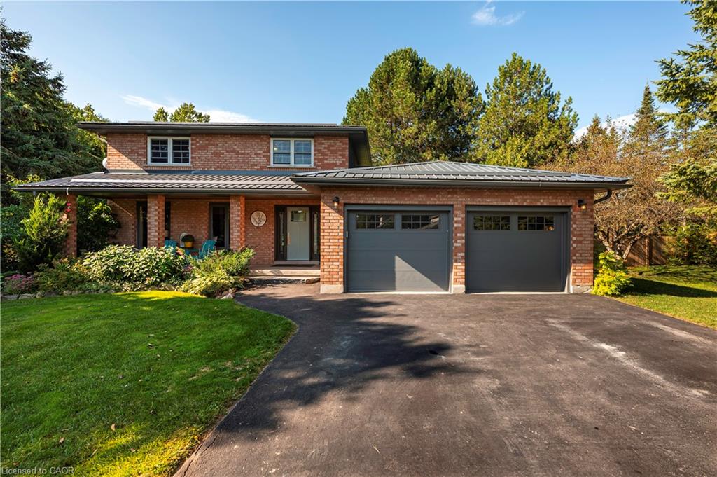 4 Sargent Blvd, Centre Wellington, ON N0B 1J0