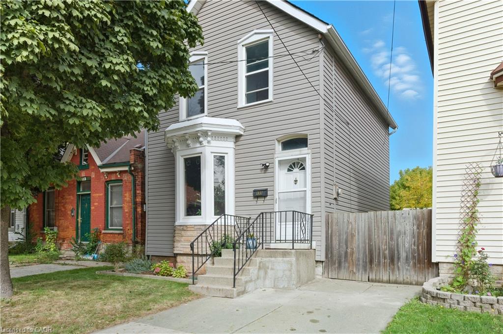 133 Birge St, Hamilton, ON L8L 3L6