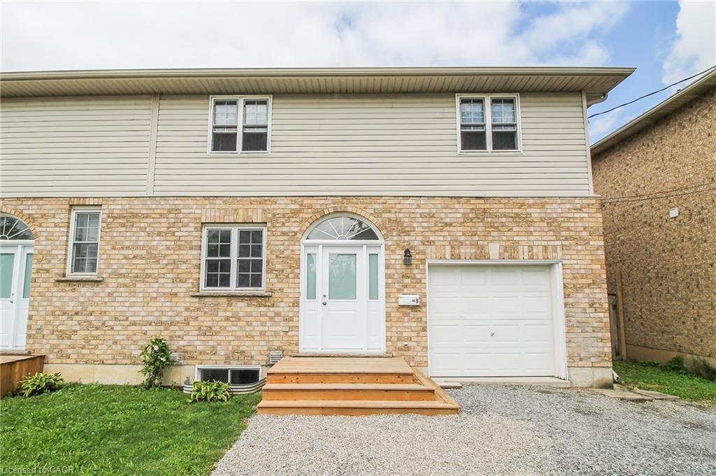 27 Walnut St #b, St. Catharines, ON L2T 1H6