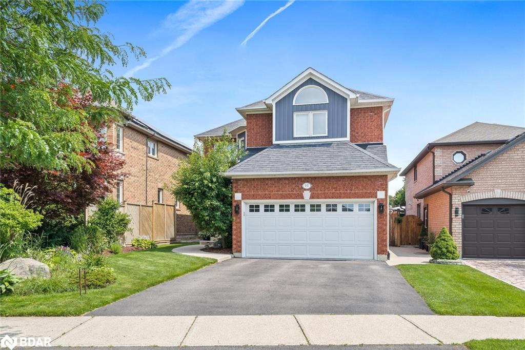 95 Standish St, Halton Hills, ON L7G 5W3