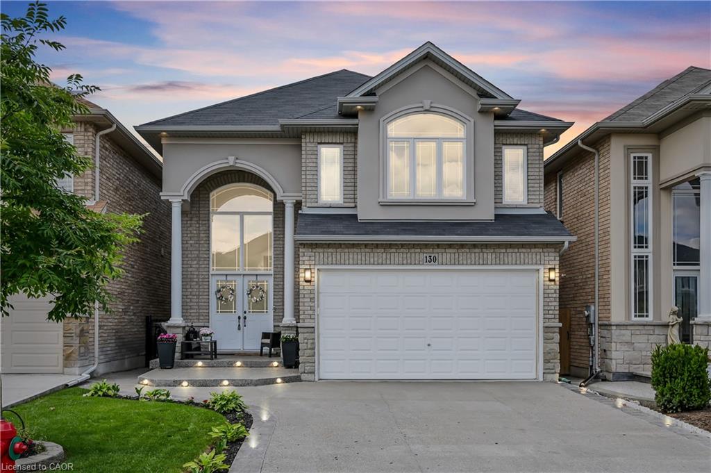 130 Chartwell Cir, Hamilton, ON L9A 0C4