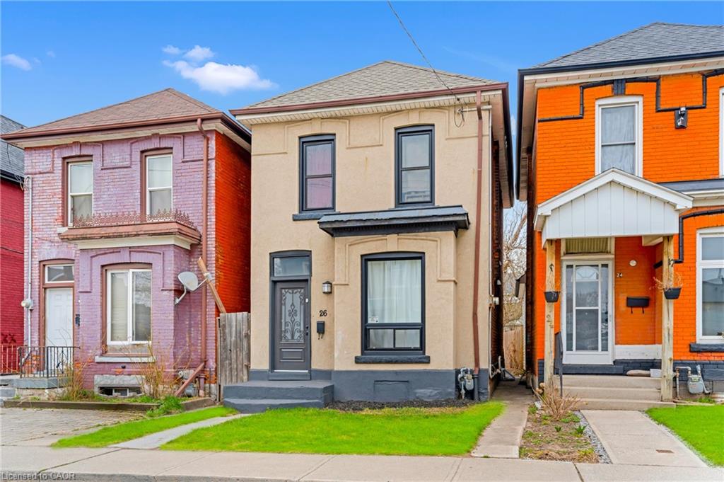 26 Madison Ave, Hamilton, ON L8L 5Y3