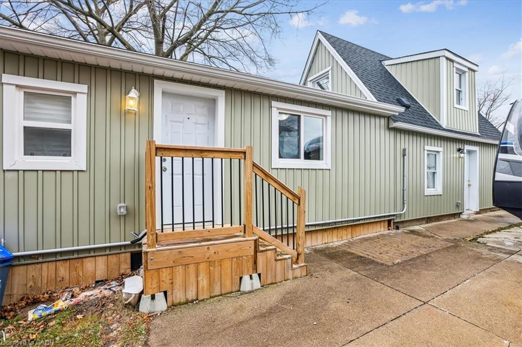 19 Bailey St, St. Catharines, ON L2S 1J3