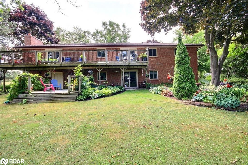 3268 County Road 3 Rd, Carrying Place, ON K0K 1L0