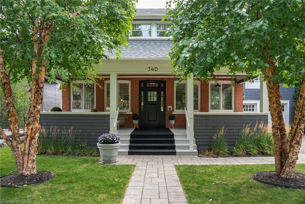 340 Spruce St, Oakville, ON L6J 2H1