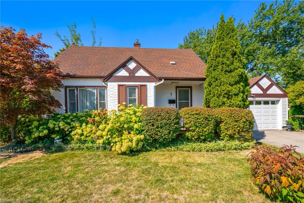 1 Walker Ave, St. Catharines, ON L2N 3L5