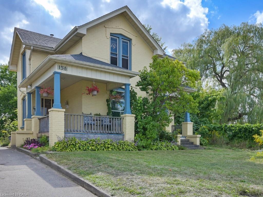 158 Terrace Hill St, Brantford, ON N3R 1G6