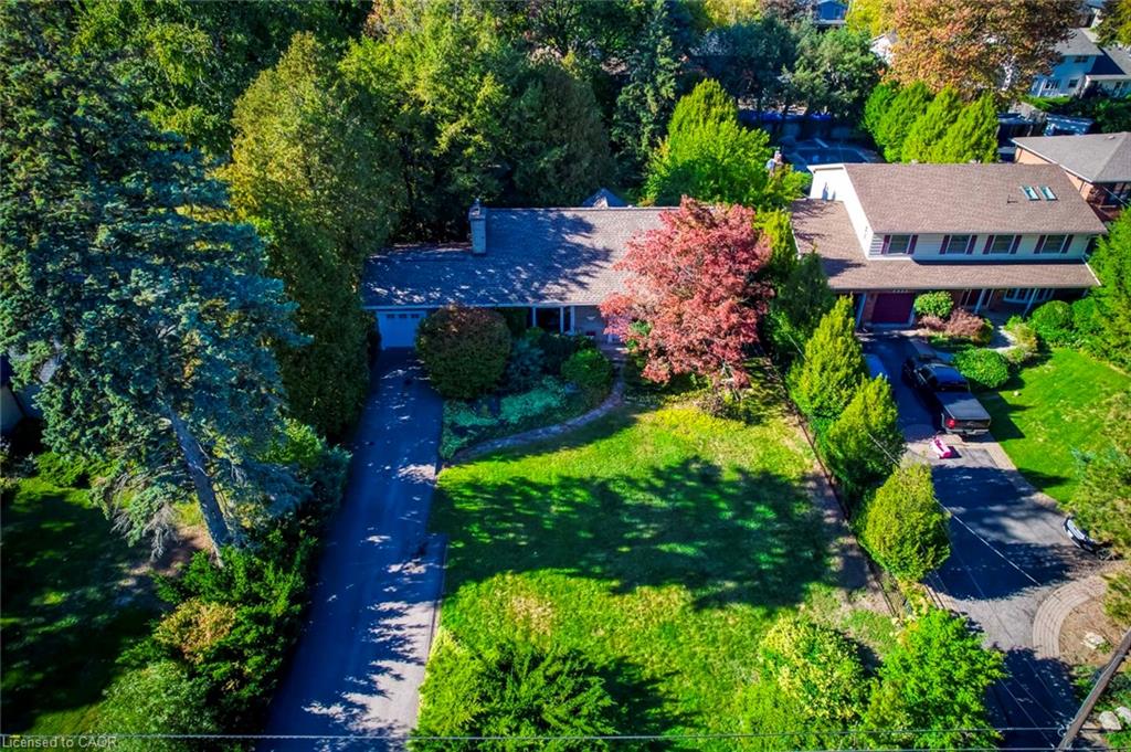 4447 Lakeshore Rd, Burlington, ON L7L 1B3