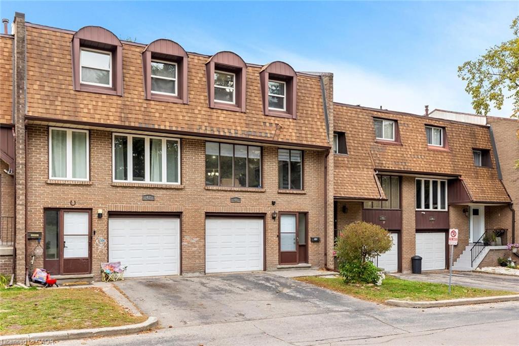 49 Cedarwoods Crescent Unit 48, Kitchener, ON N2C 2L1