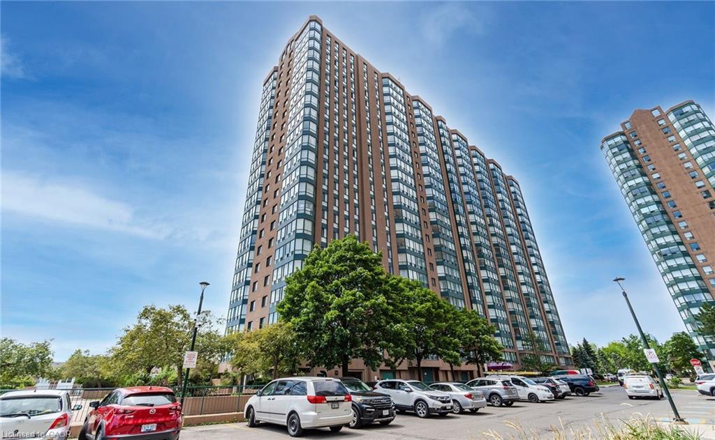 115 Hillcrest Ave, Mississauga, ON L5B 3Y9
