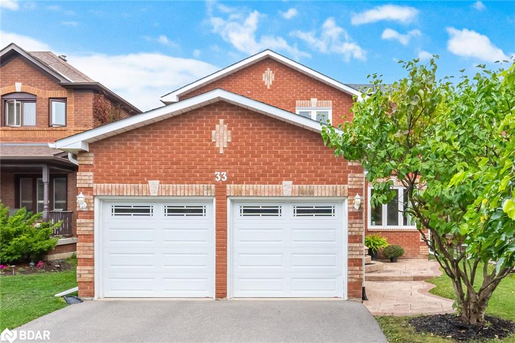 33 Harrop Ave, Halton Hills, ON L7G 5R4