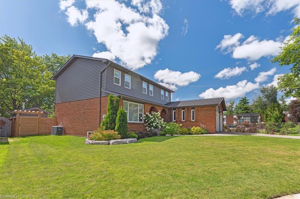 42 Hillside Dr, Georgetown, ON L7G 4W3