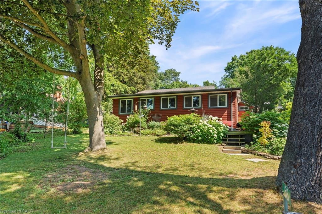 63 Beckett St, Normandale, ON N0E 1W0