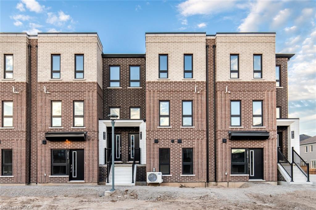 70 Kenesky Drive Unit 37, Hamilton, ON L8B 1Y5