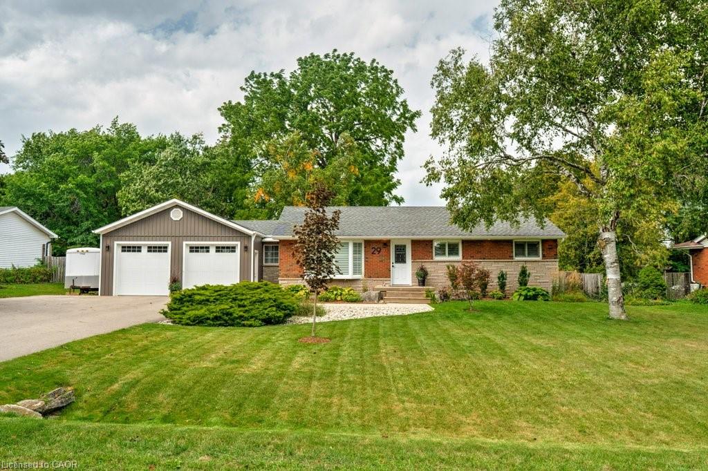 29 Brian Blvd, Hamilton, ON L8B 0C7