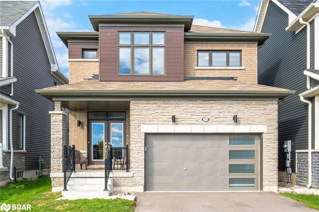 128 Whithorn Cres, Haldimand, ON N3W 0G4