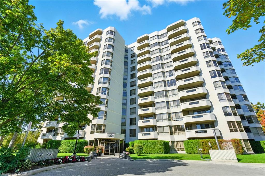 1201 N Shore Boulevard E Unit 208, Burlington, ON L7S 1Z5