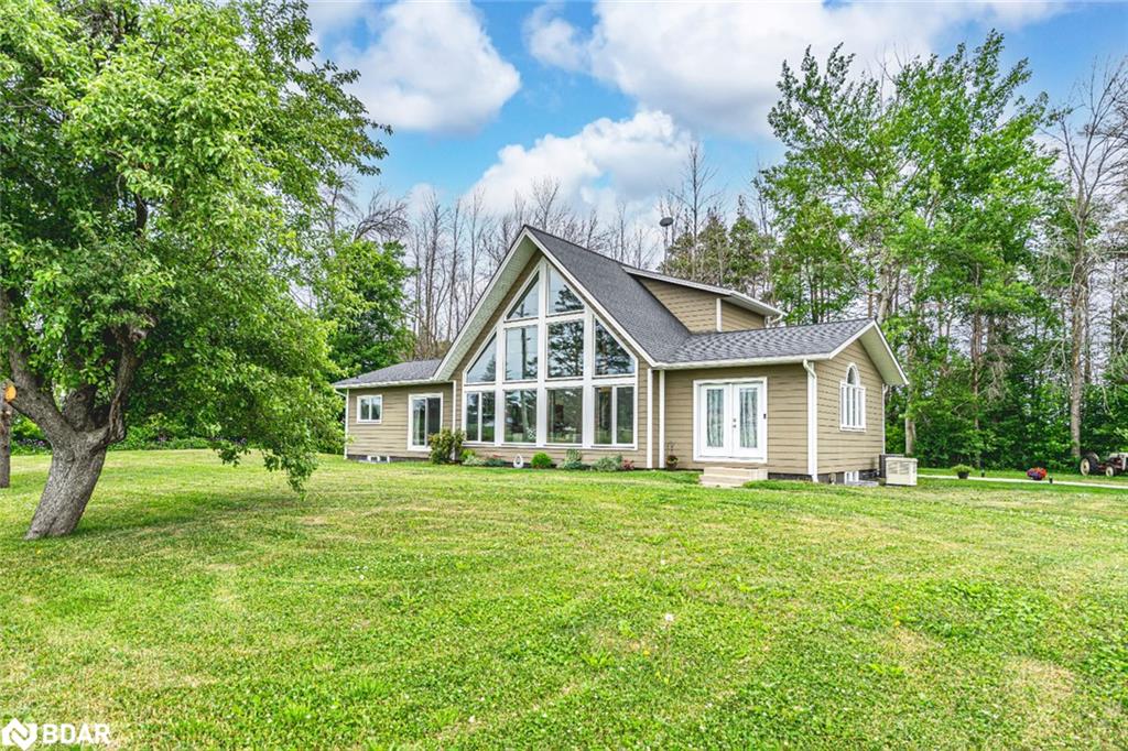 1783 County Road 6 S, Springwater, ON L0L 1P0
