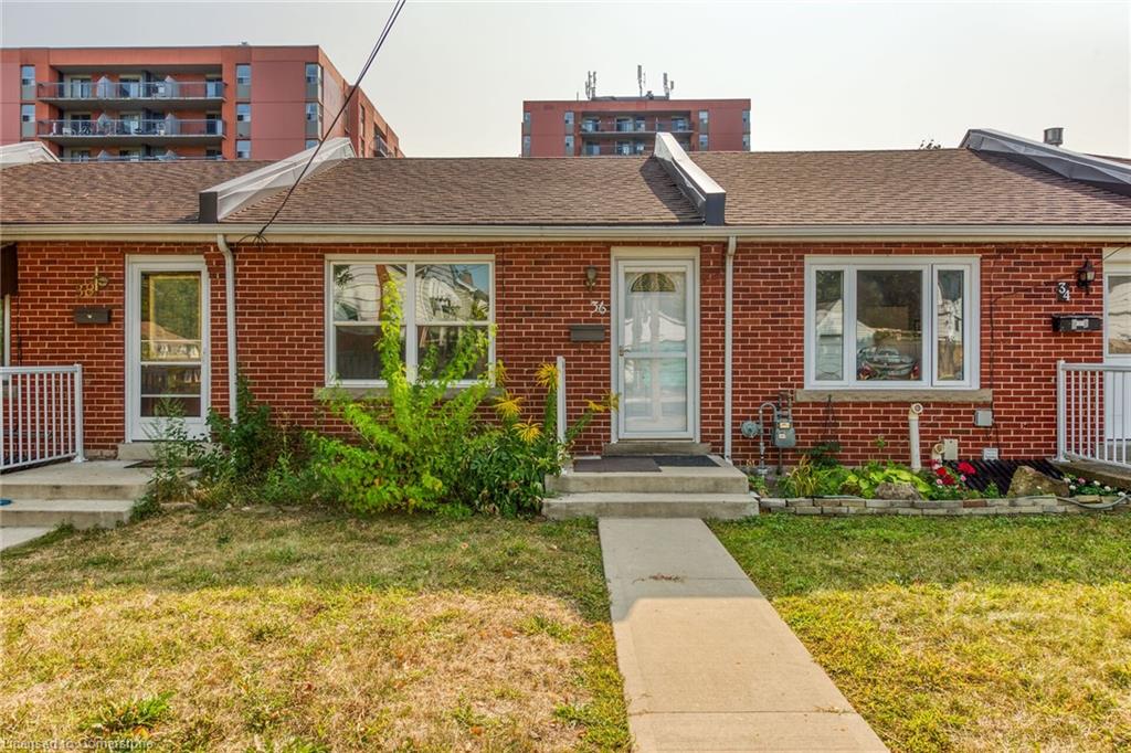 36 Macklin St N, Hamilton, ON L8S 3S1