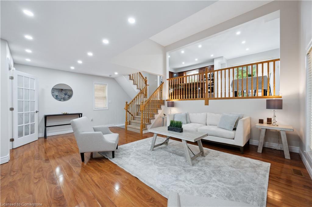 159 Lynch Cir, Guelph, ON N1L 1R7