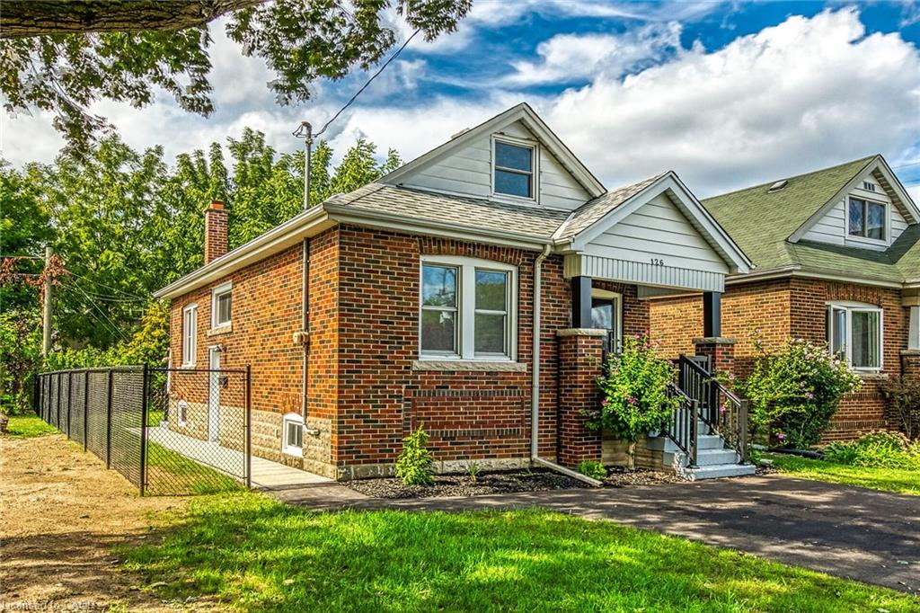 126 Auburn Ave, Hamilton, ON L8K 3B2