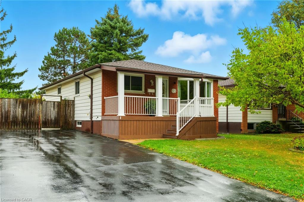 123 Moxley Dr, Hamilton, ON L8T 3Y8