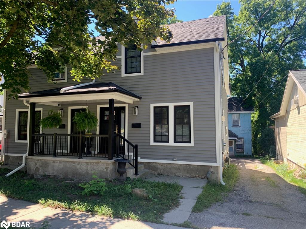 114-116 Arthur St N, Guelph, ON N1E 4V2