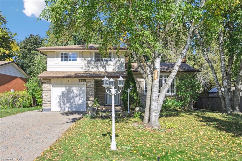 544 Glen Manor Blvd, Waterloo, ON N2L 4T6