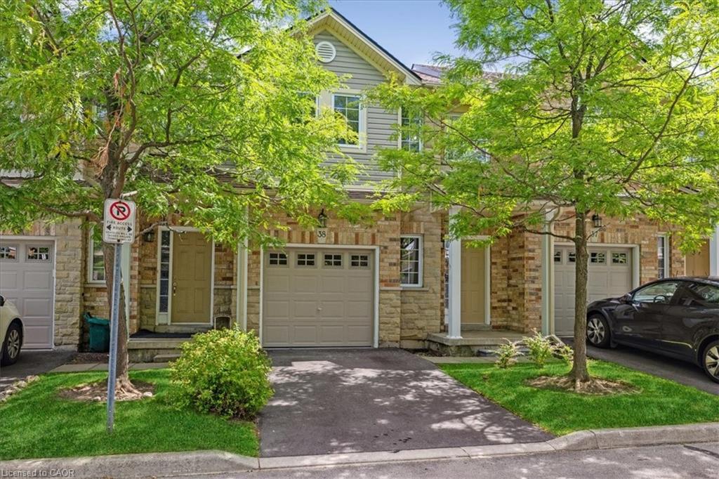 60 Cloverleaf Drive Unit 38, Hamilton, ON L9K 1S8