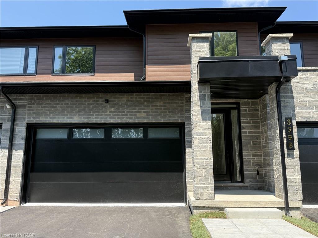 2154 Walkers Line Unit 2, Burlington, ON L7M 3R9