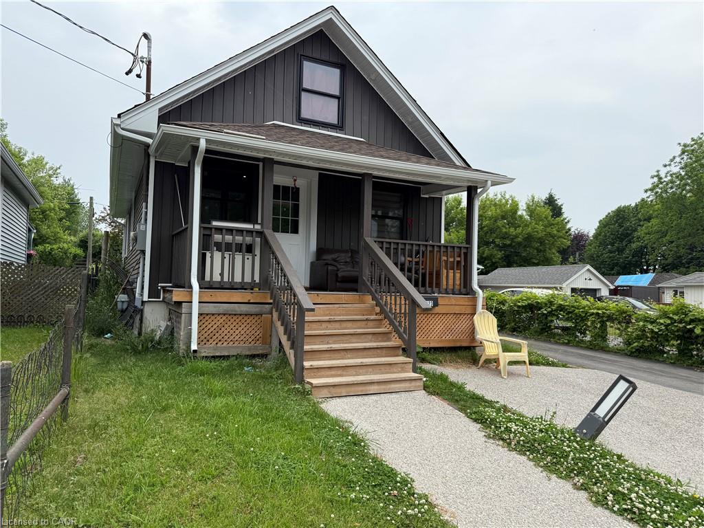 4123 Hickson Ave, Niagara Falls, ON L2E 3K1