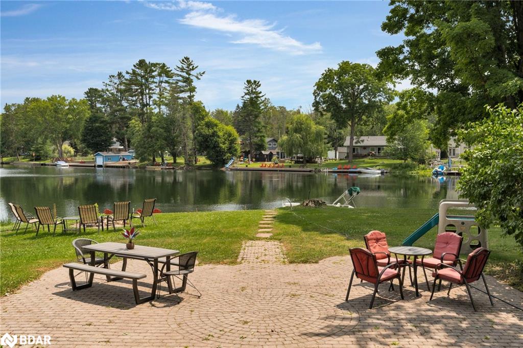 1002 Cowbell Ln, Gravenhurst, ON P0E 1N0