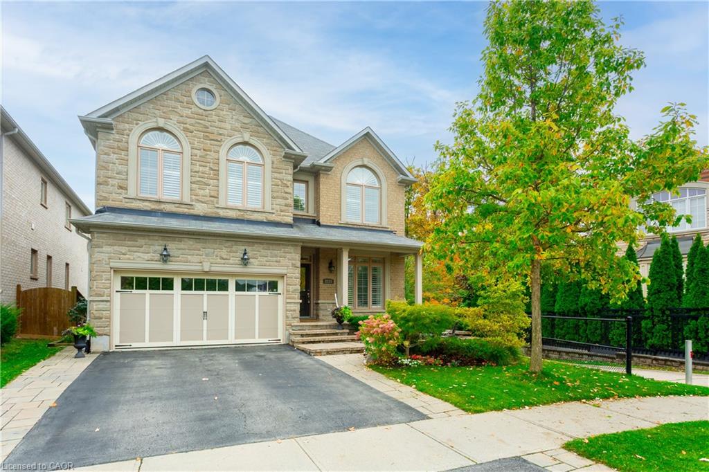 2135 Devonshire Cres, Oakville, ON L6M 0G2