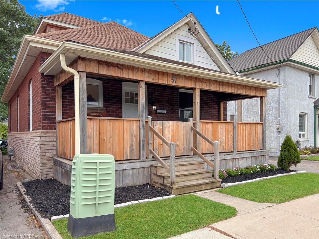 57 Mohawk St, Brantford, ON N3S 2W4