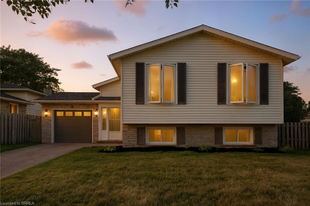 50 Viscount Rd, Brantford, ON N3P 1P1