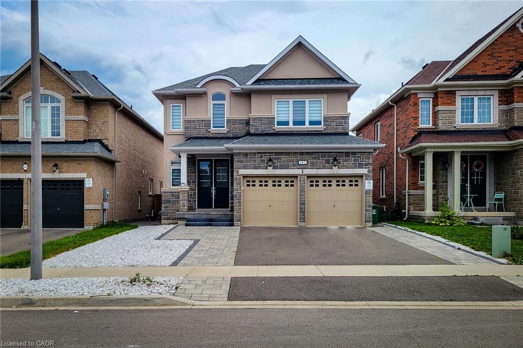 182 Whittington Dr, Hamilton, ON L9K 0H5