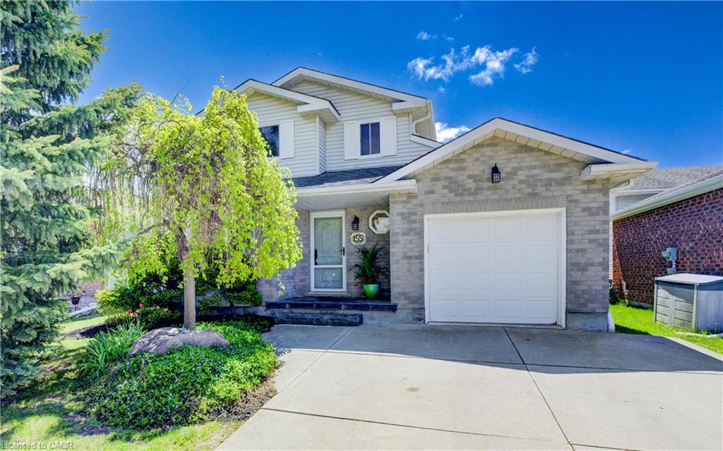 155 Bankside Dr, Kitchener, ON N2N 3E4