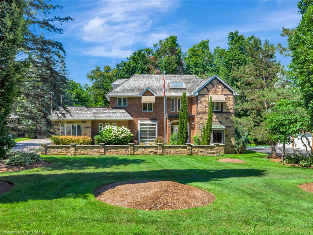 32 Maple Hill Dr, Kitchener, ON N2M 2R8