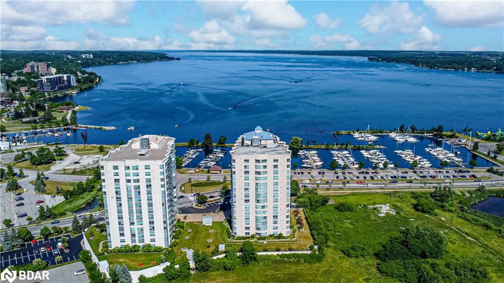 2 Toronto Street Unit Ph23, Barrie, ON L4N 9R2